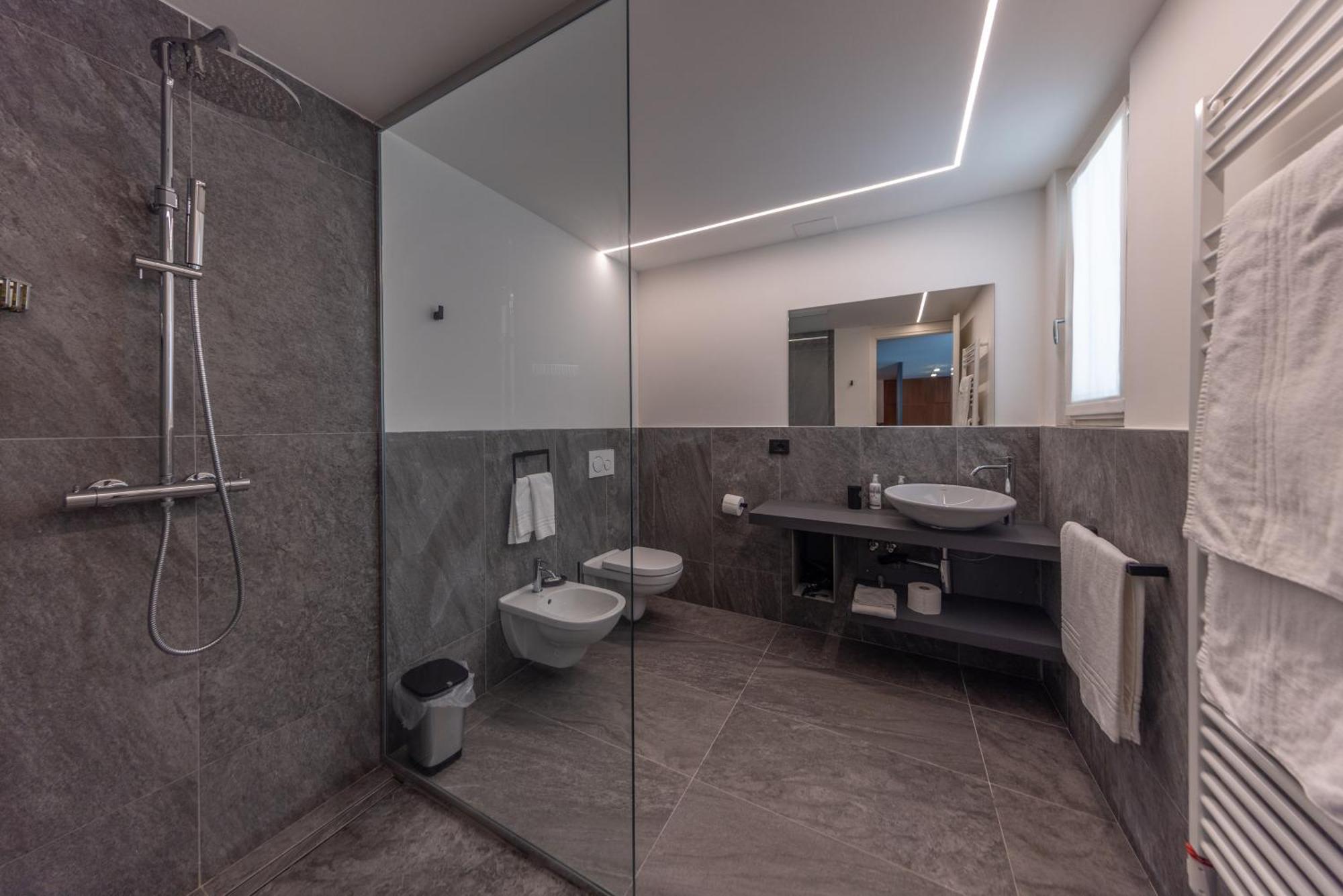 La Barchessa Loft & Rooms - Free Parking ترينتو المظهر الخارجي الصورة