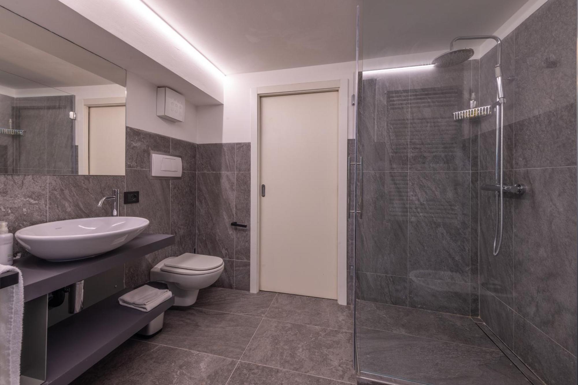La Barchessa Loft & Rooms - Free Parking ترينتو المظهر الخارجي الصورة